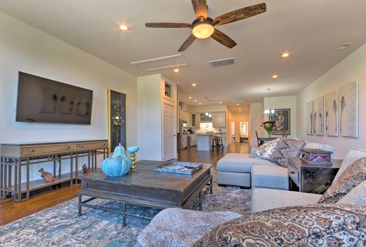 Modern Main St Apt In Downtown Waynesville! Luaran gambar