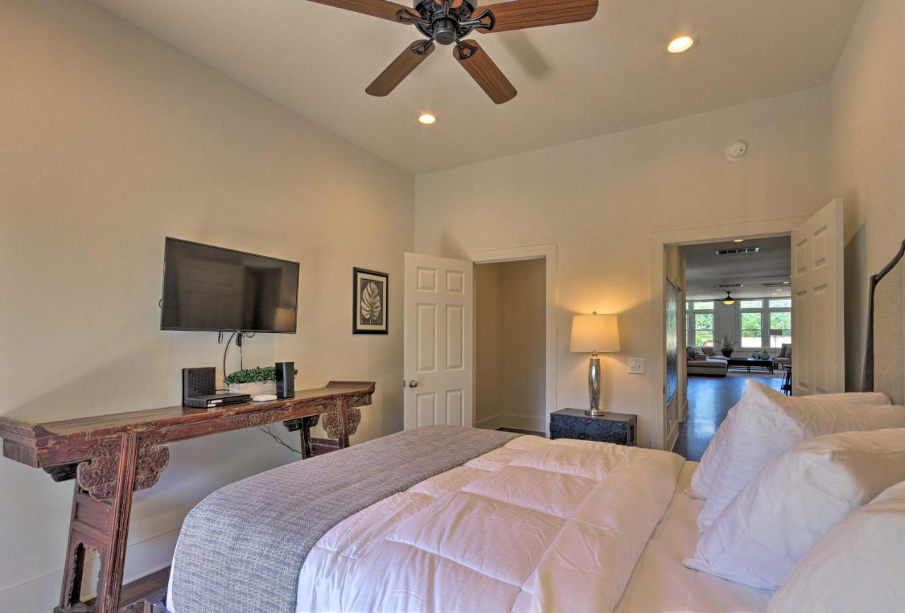 Modern Main St Apt In Downtown Waynesville! Luaran gambar